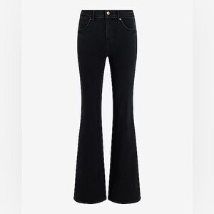 NWT size 4 70s flare mid rise jeans in black